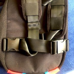 Medium new front dog carrier. Never used. Fur baby passed before it arrived 💔